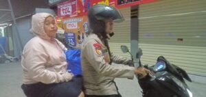 Kehabisan ongkos di Cikande, Warga Tangerang Pilih Telpon Call Center 110 Polri Untuk Minta Bantuan